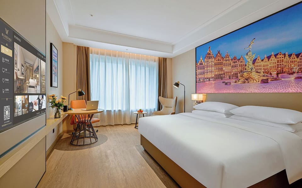 Luxury Double Room, City View | Hypo-allergenic bedding, down comforters, pillowtop beds, minibar