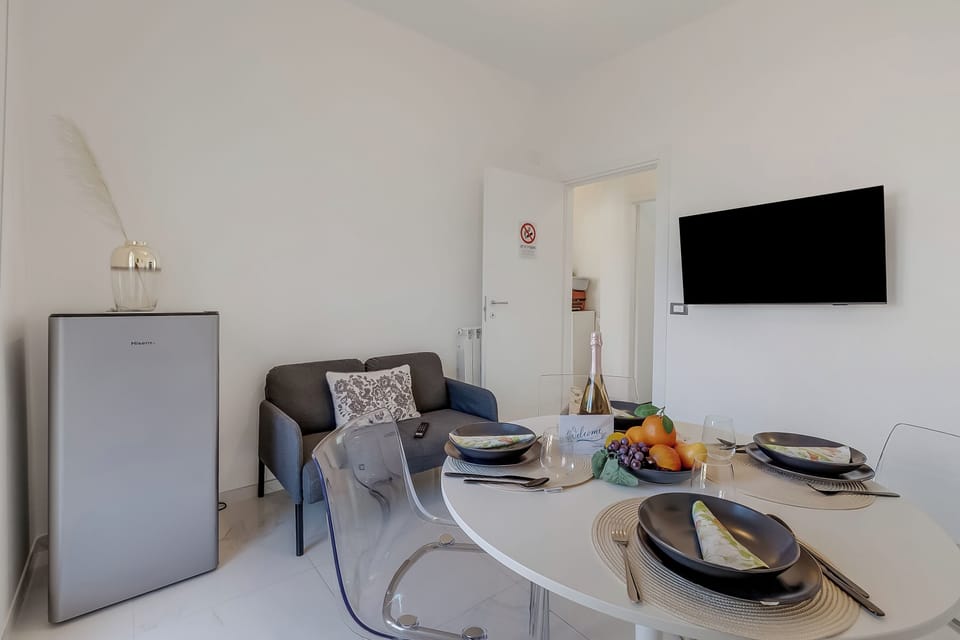 Family Apartment, Multiple Bedrooms (Boccaccio) | Dining