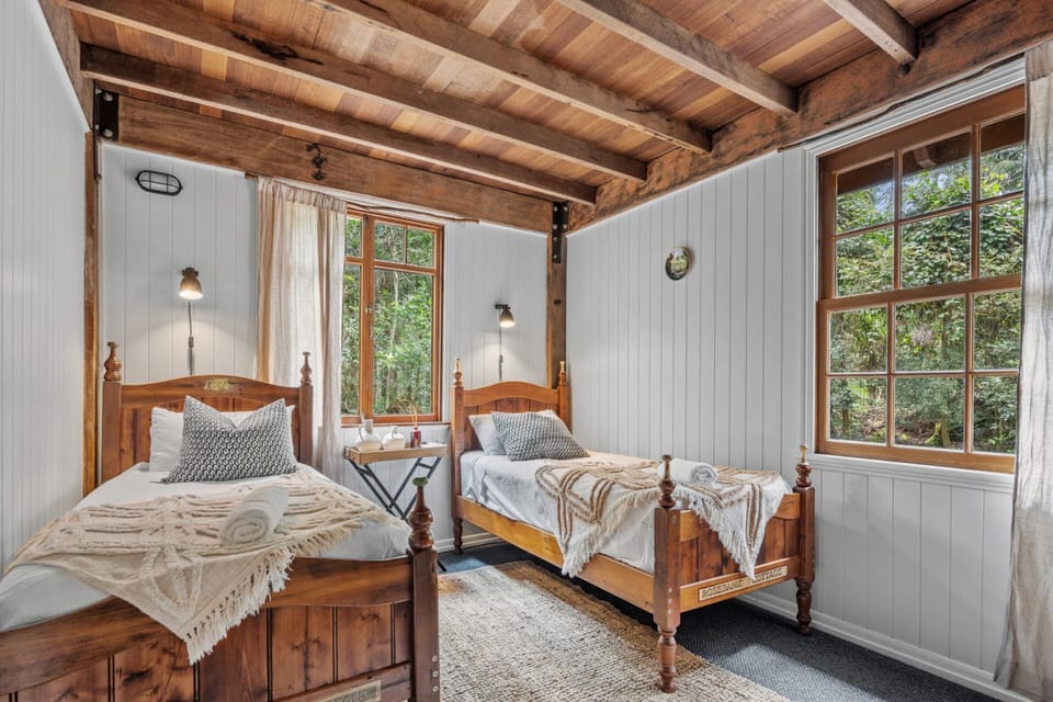 Rustic 3-bed Retreat in Springbrook Apartment in Springbrook