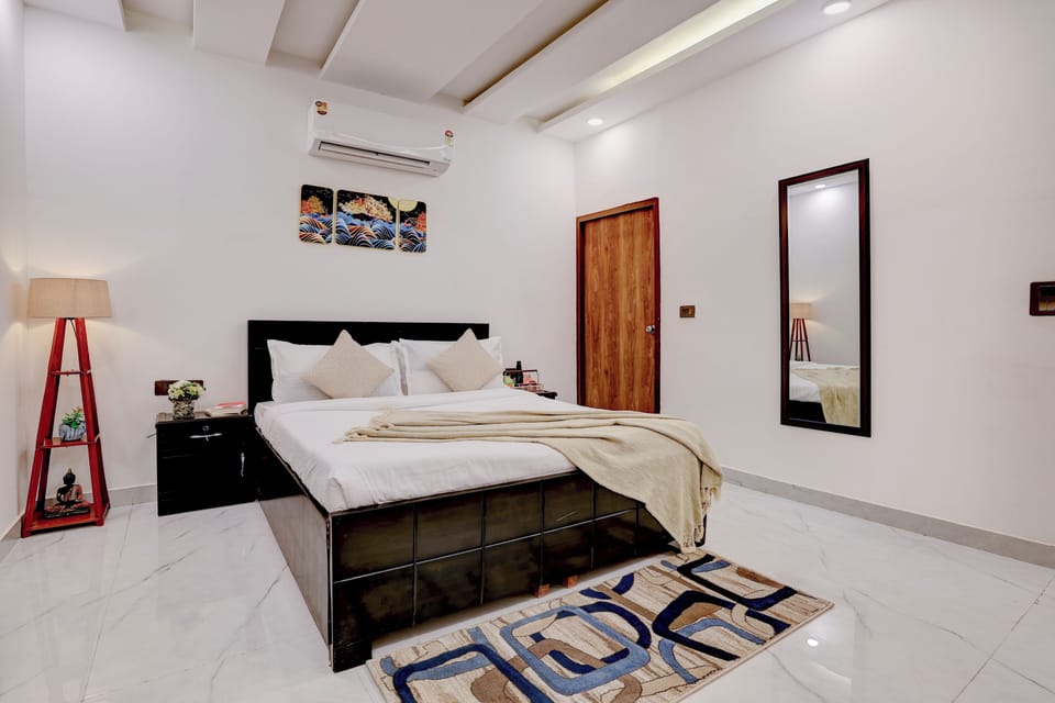 Deluxe Villa, City View | Iron/ironing board, free WiFi