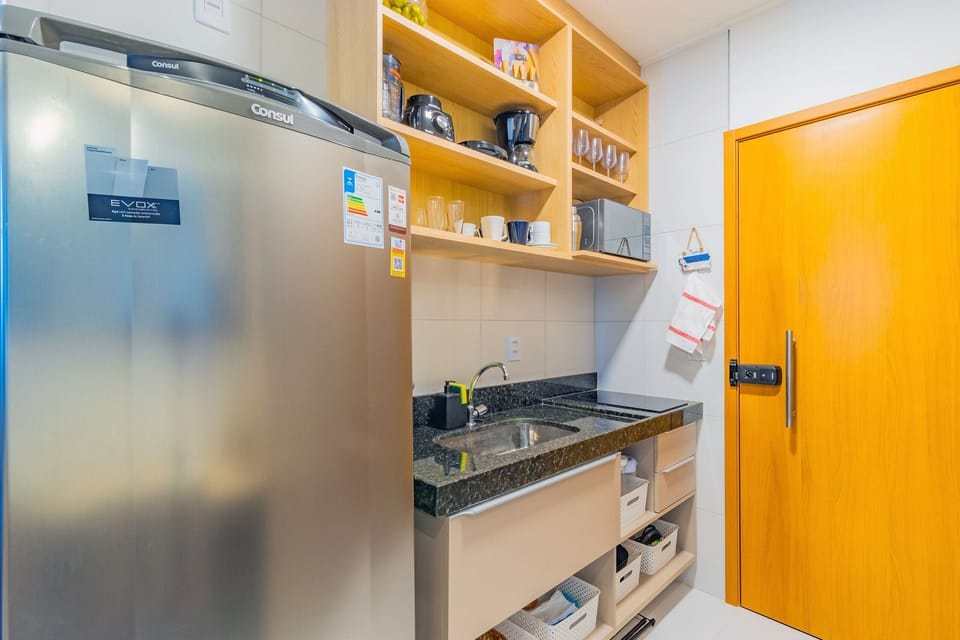 Basic Apartment | Private kitchen | Cookware/dishes/utensils