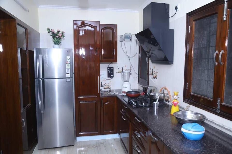 Apartment, City View | Private kitchen