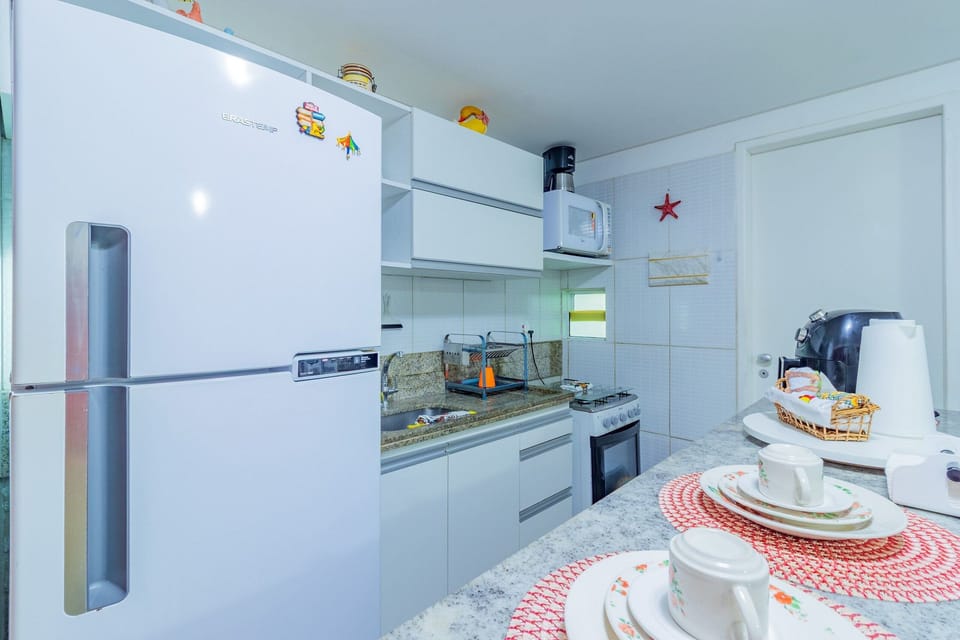 Cookware/dishes/utensils