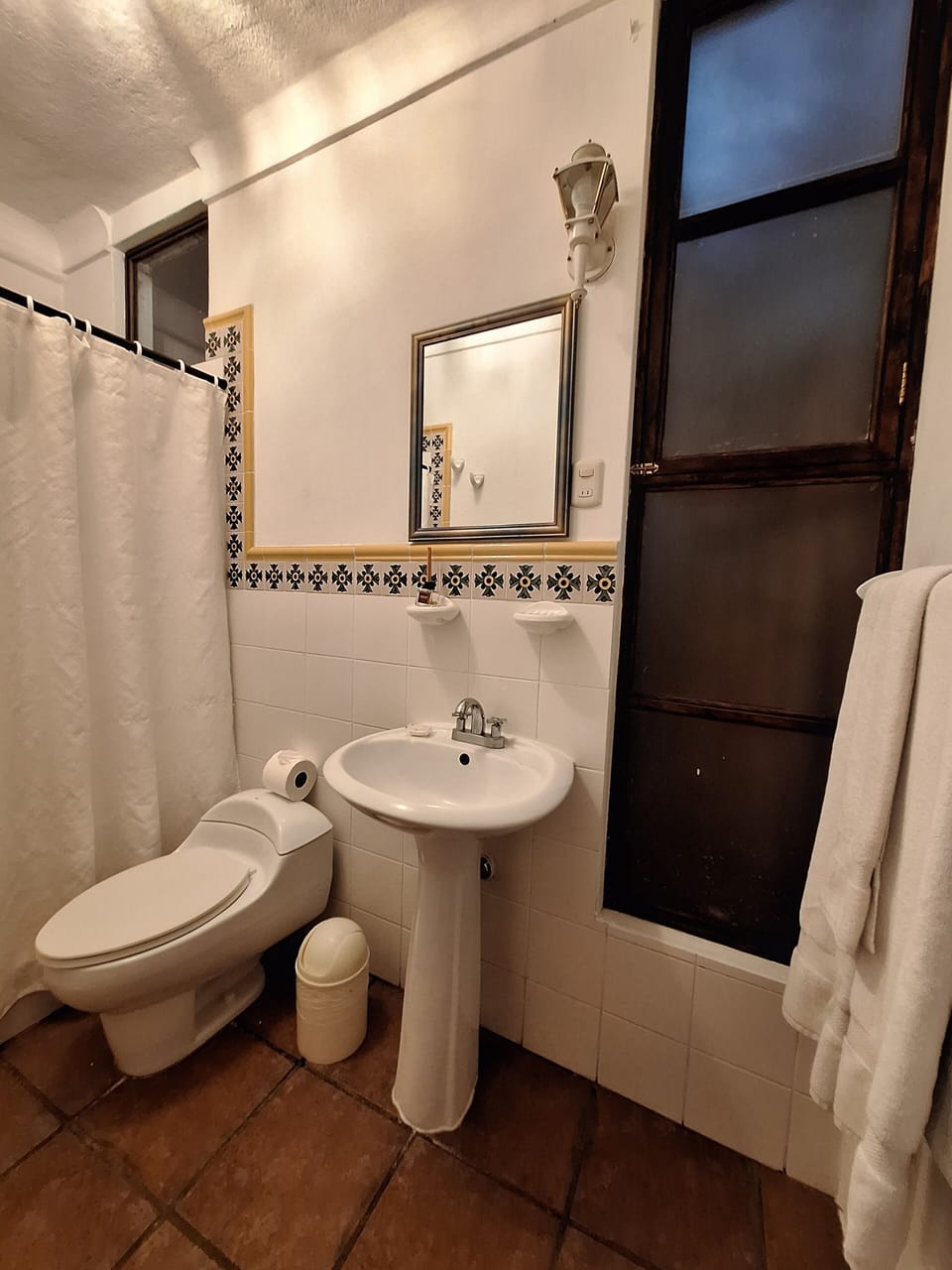 Double Room, 1 Double Bed, Non Smoking, Ensuite | Bathroom | Towels