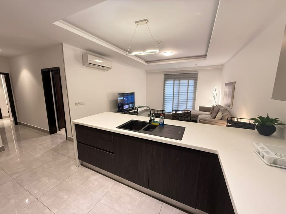 Luxury Apartment, City View | Interior