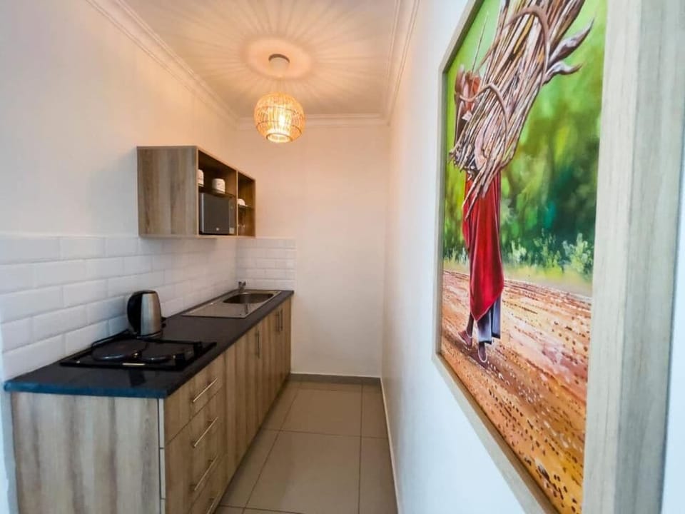 Deluxe Double Room | Blackout drapes, iron/ironing board, free WiFi
