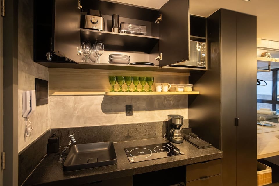 Cookware/dishes/utensils