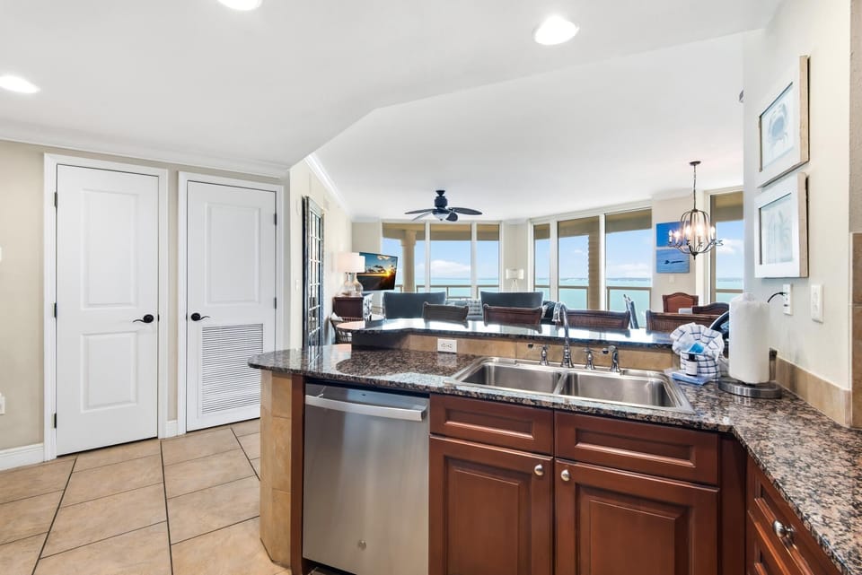 Condo, Multiple Beds (Portofino Island Resort 4-1101) | Private kitchen | Oven, toaster