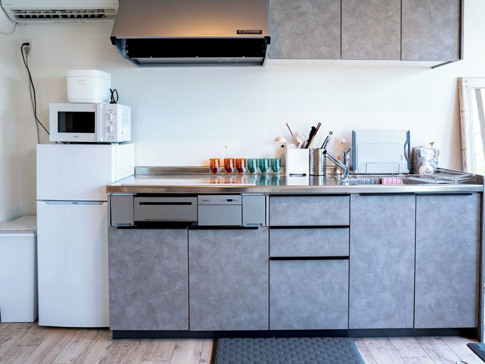 Luxury Villa, Multiple Beds, Kitchen, Garden View | Private kitchen | Microwave