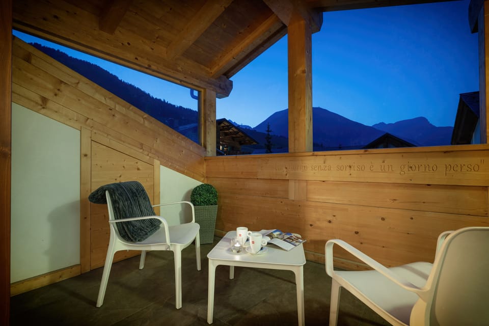 Deluxe Double or Twin Room, Balcony, Mountain View | Frette Italian sheets, premium bedding, down comforters, pillowtop beds