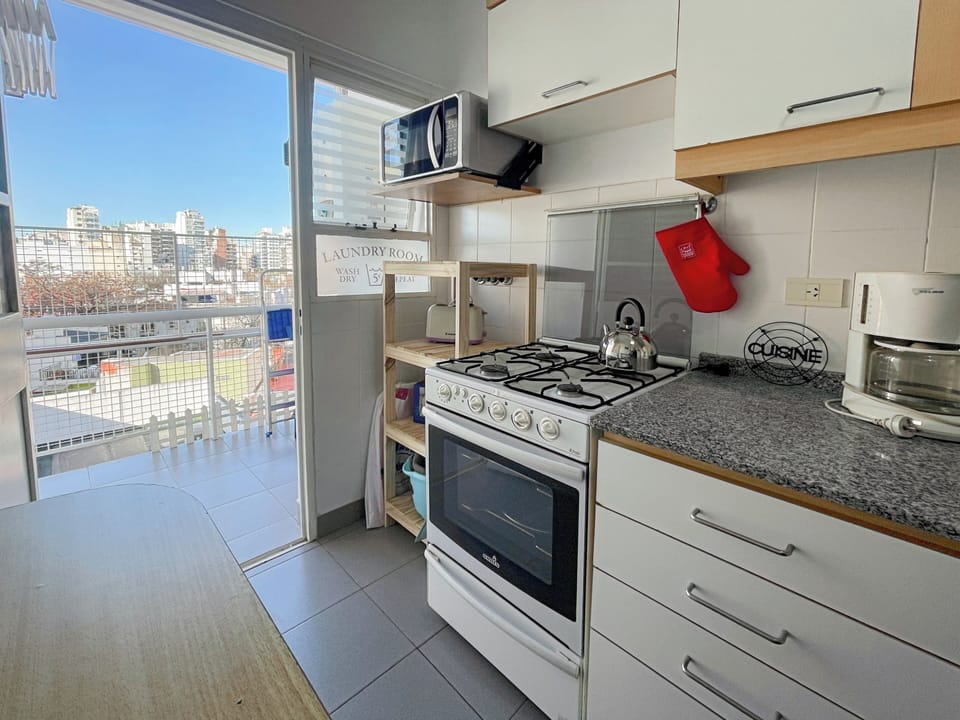 Apartment, 1 Bedroom, Smoking, Balcony | Interior