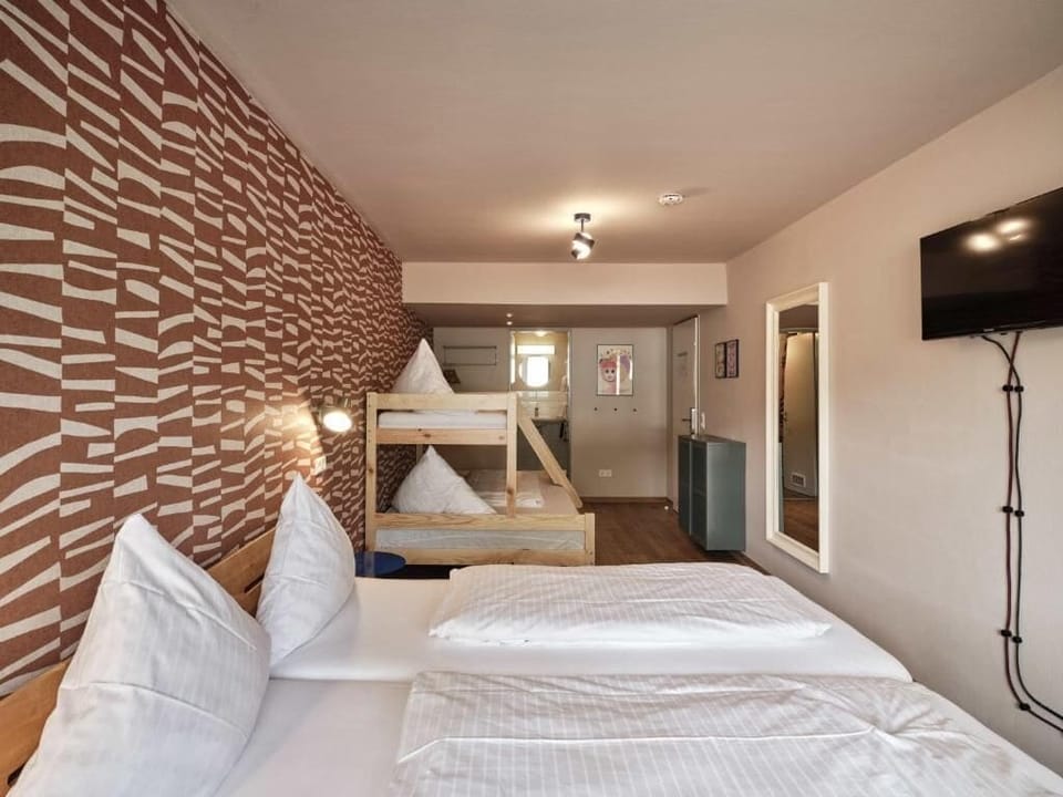 Family Room, 1 Bedroom, Non Smoking, Balcony | Free WiFi, bed sheets