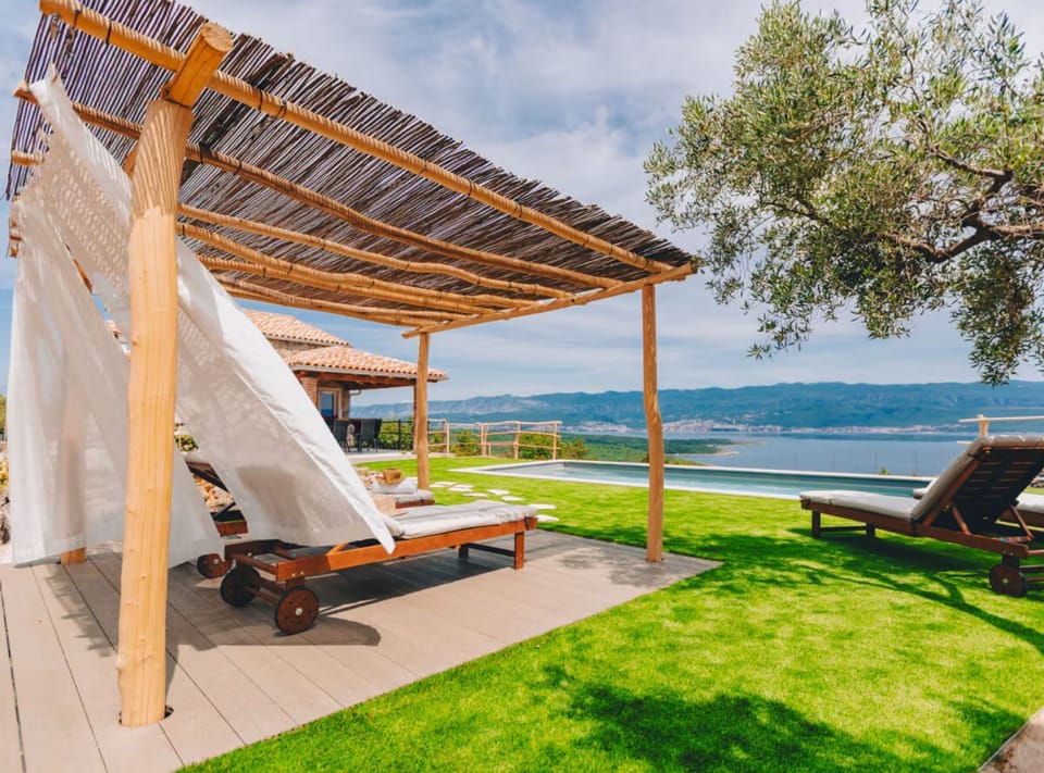 Villa (OneBedroom Villa with Pool) | Outdoor pool | Outdoor pool, pool umbrellas, sun loungers