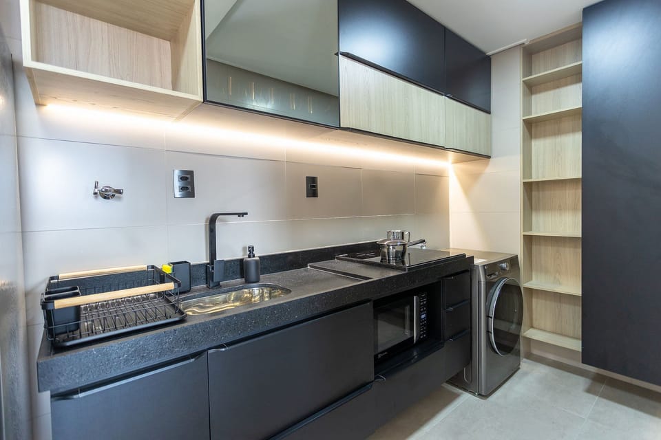 Basic Apartment | Private kitchen | Cookware/dishes/utensils
