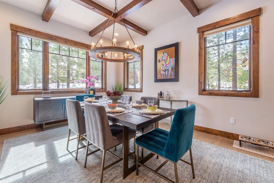 House, 4 Bedrooms | Dining