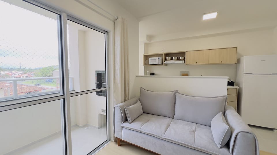 Living area | Flat-screen TV