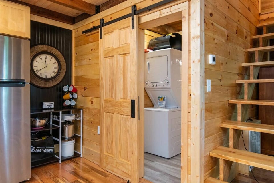 Chalet (2 Bedrooms) | Interior