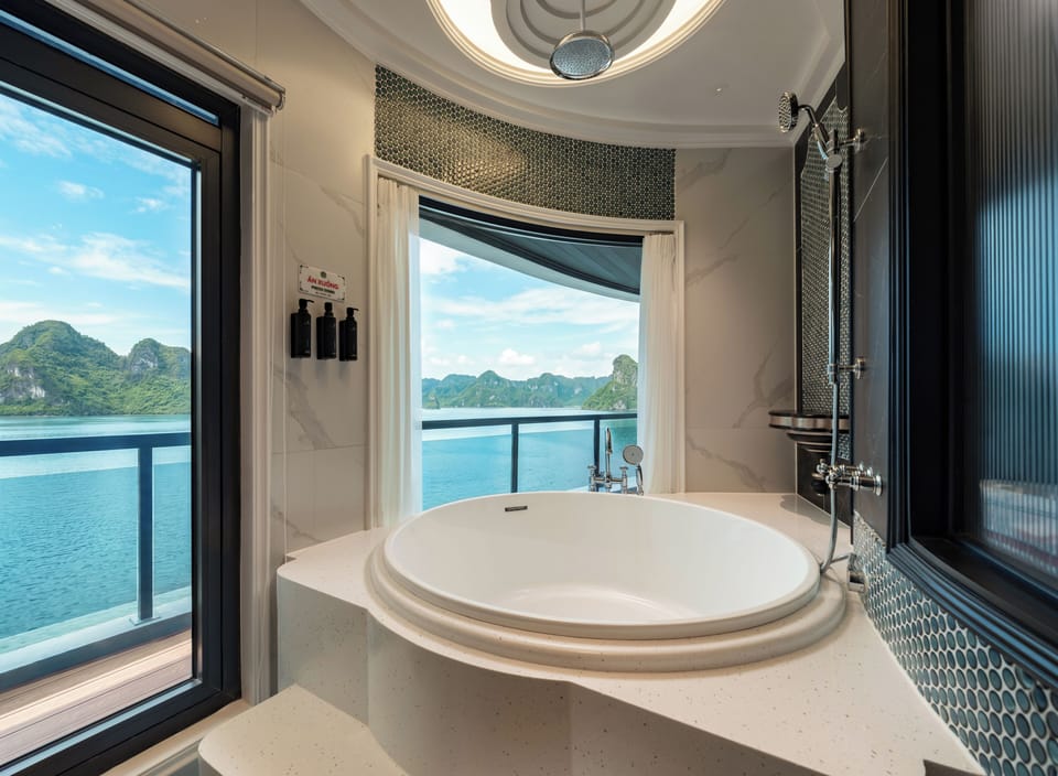 Presidential Suite, Ocean View | Bathroom | Separate tub and shower, hair dryer, bidet, towels