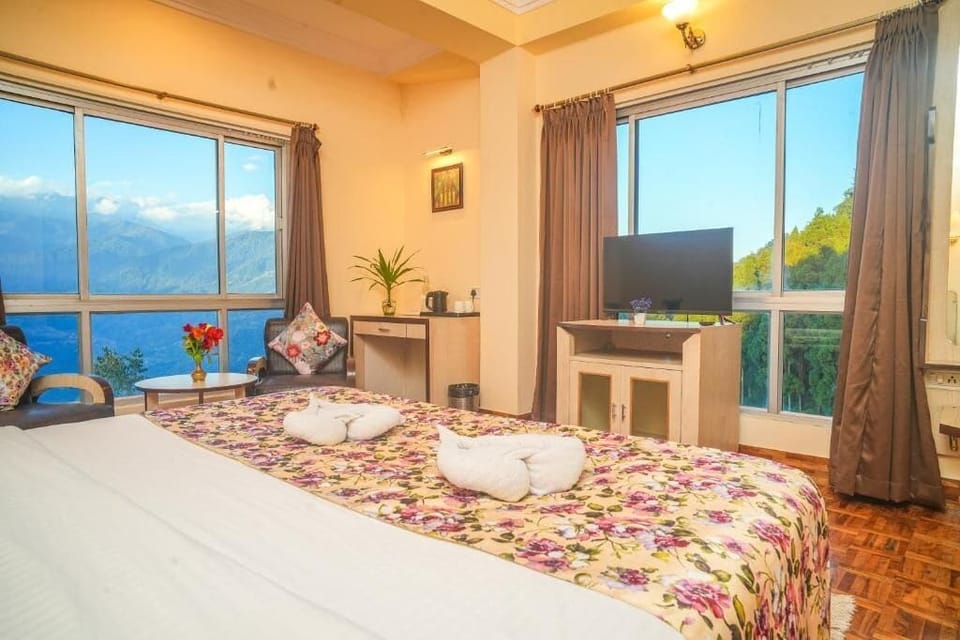 Double Room, Mountain View | WiFi (free)