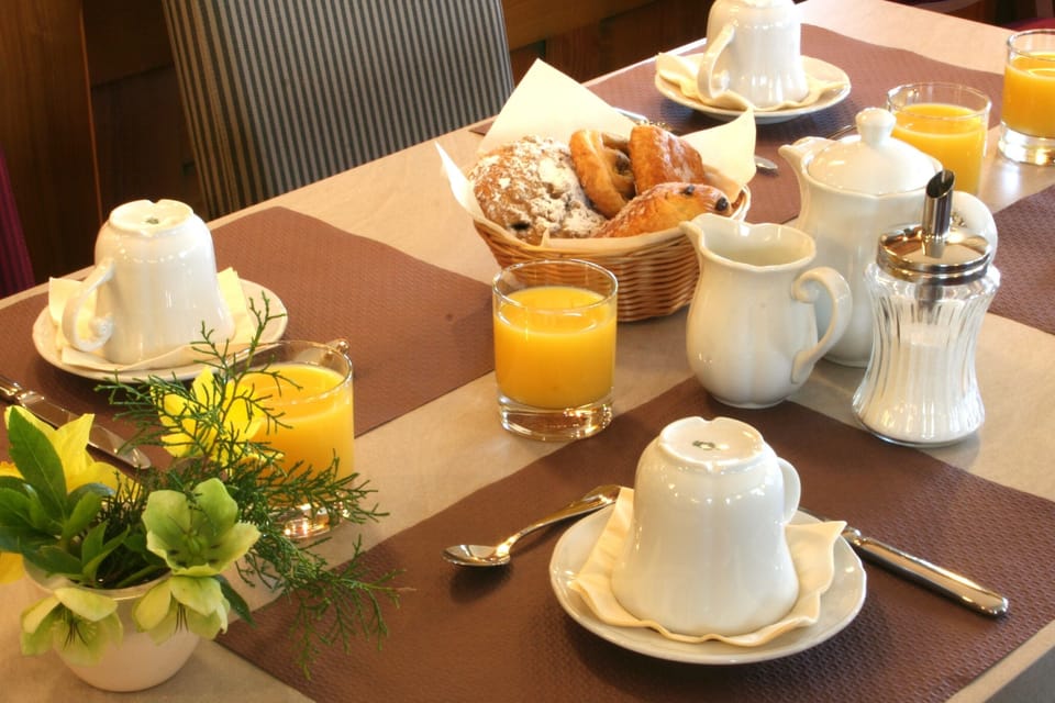 Daily buffet breakfast (EUR 12 per person)