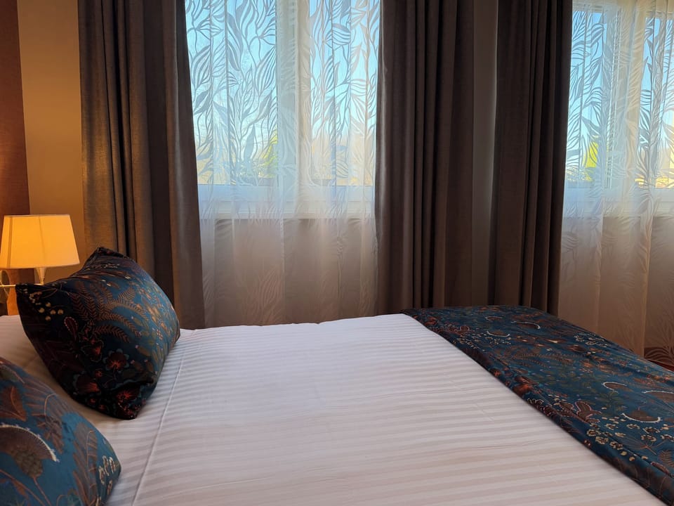 Superior Double Room, Garden View | Desk, laptop workspace, free WiFi, wheelchair access