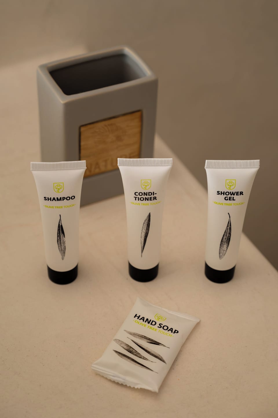 Bathroom amenities