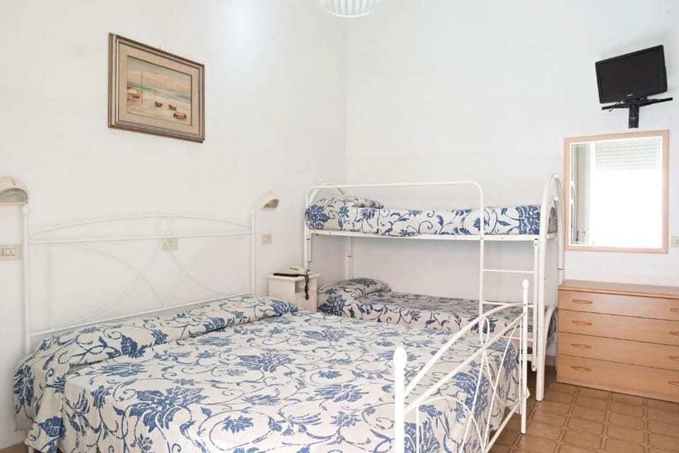 Quadruple Room, Balcony, Sea View | WiFi (free)