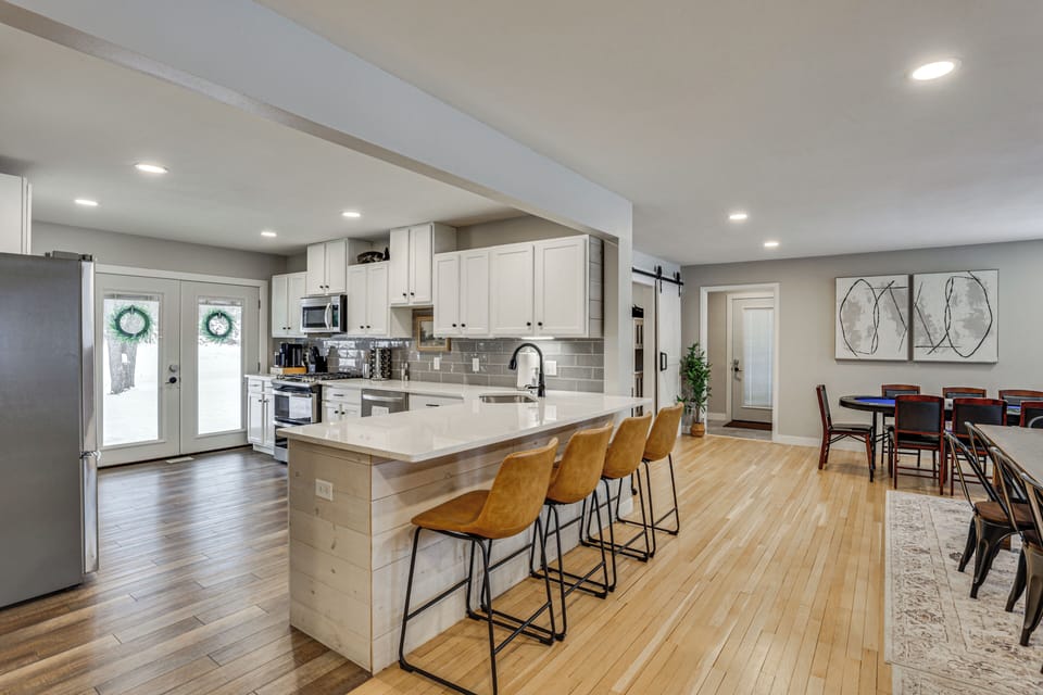 House (4 Bedrooms) | Interior