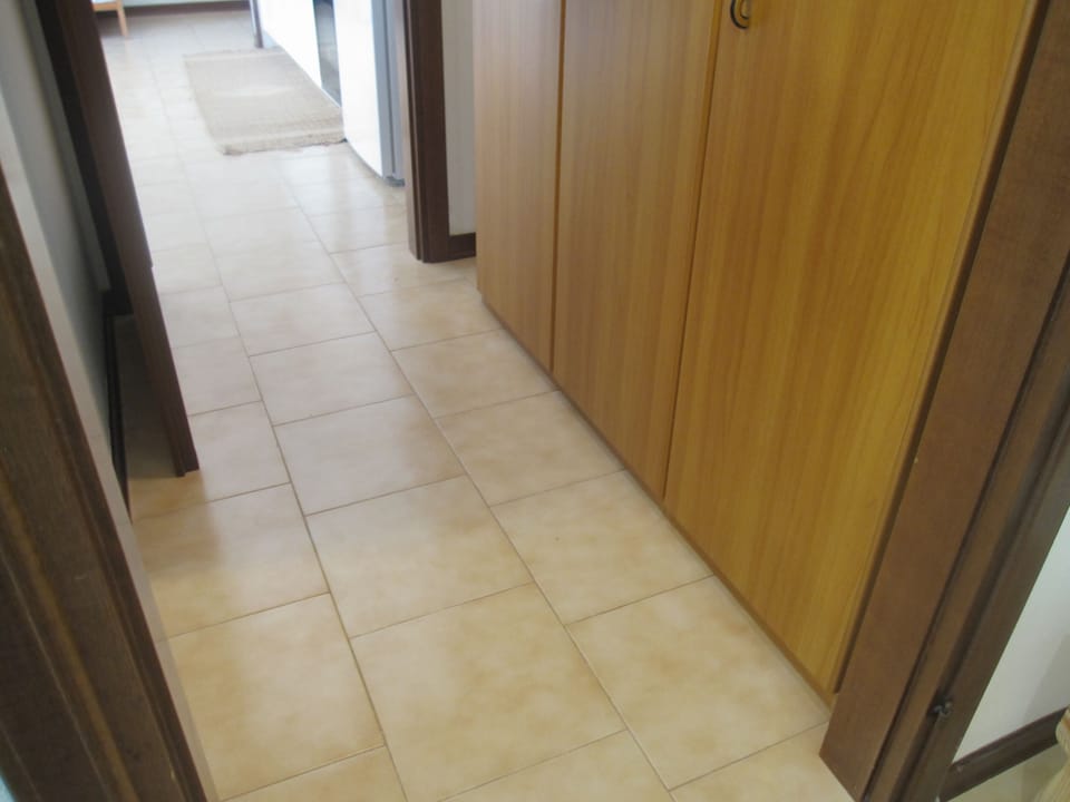 Apartment, 1 Bedroom, Balcony, Garden View | Interior