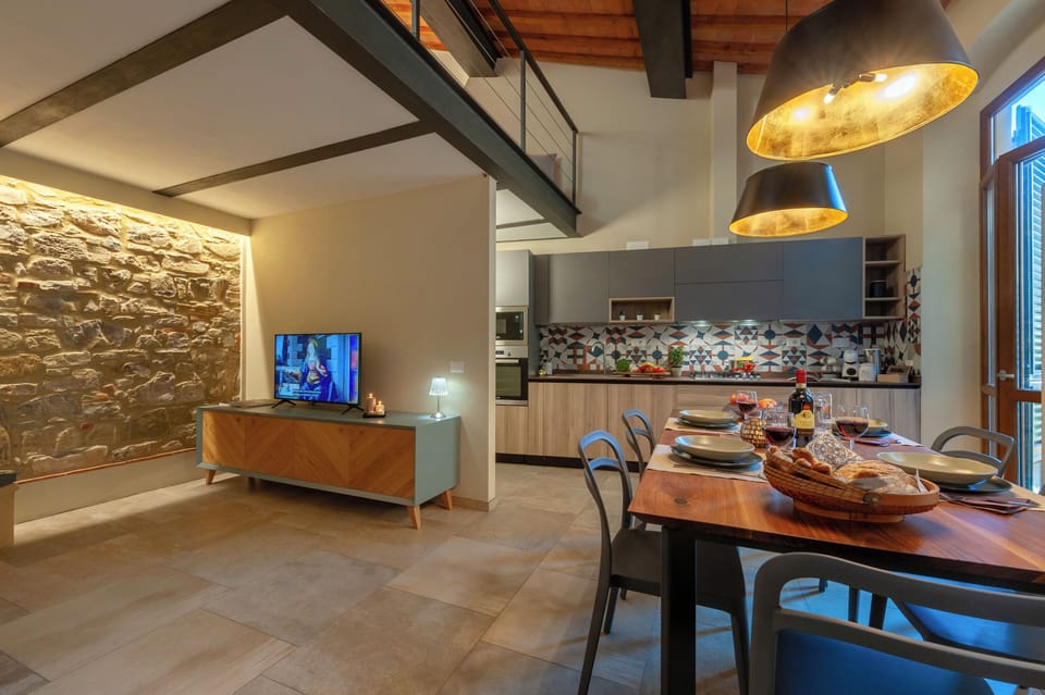Apartment (2 Bedrooms) | Living area | TV