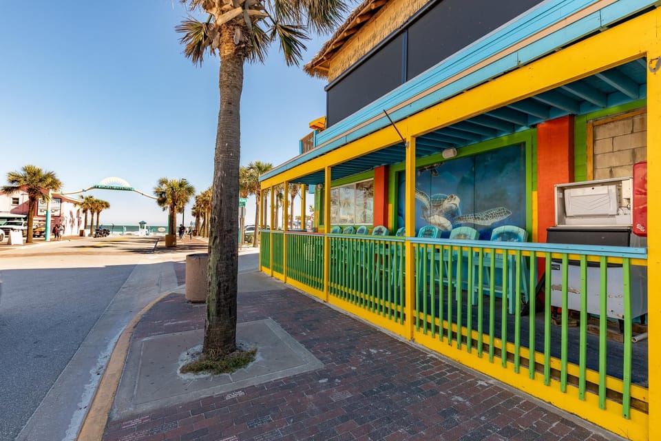 Condo, 1 King Bed with Sofa bed (Daytona Inn Beach Resort 409) | Miscellaneous