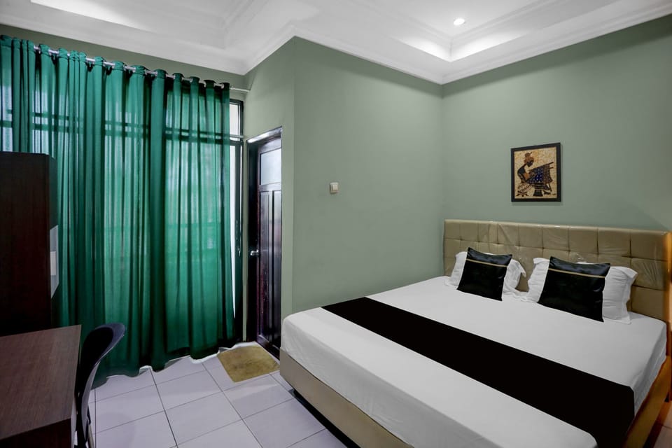 Deluxe Double Room | WiFi (free), bed sheets