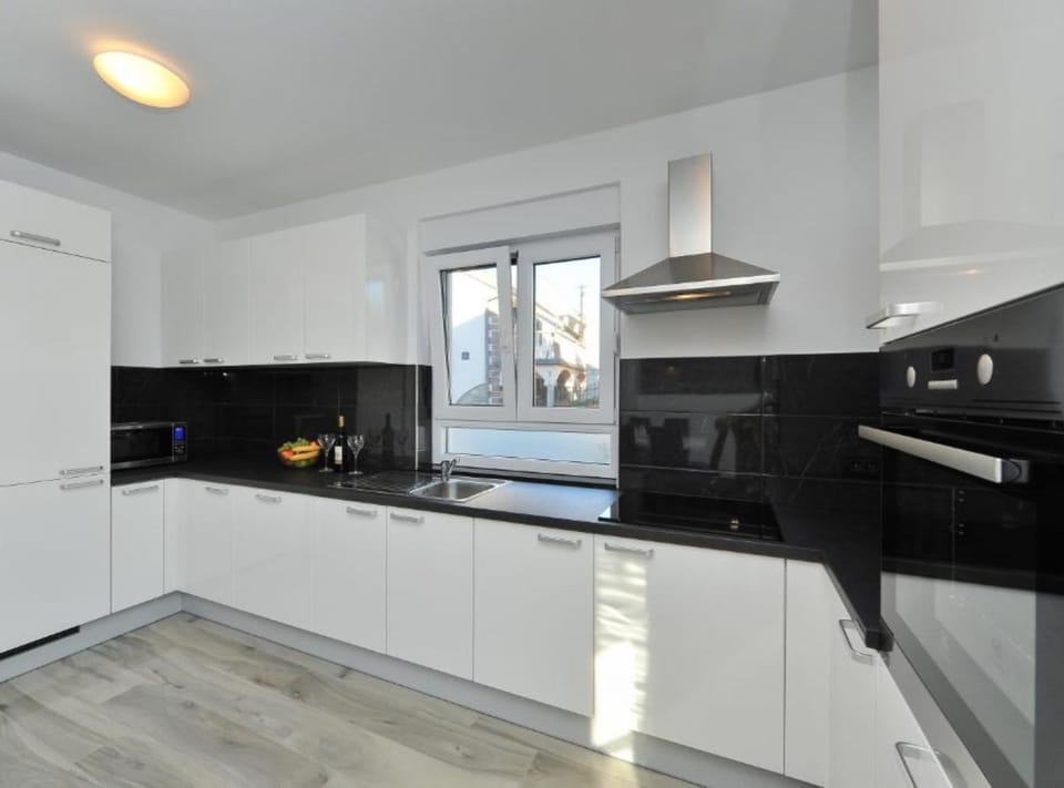 House (Two bedroom Villa with pool) | Private kitchen | Fridge