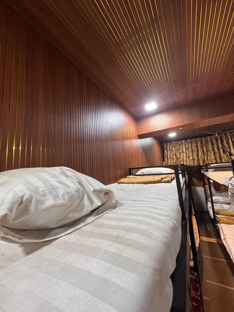 Basic Shared Dormitory | WiFi (free)