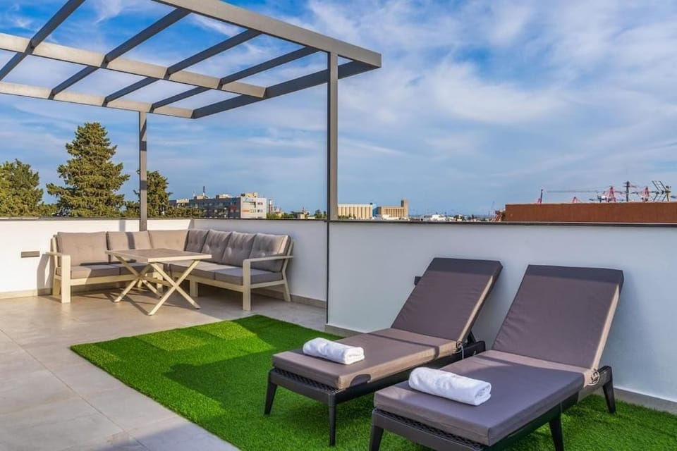 Apartment, Balcony, City View | Terrace/patio