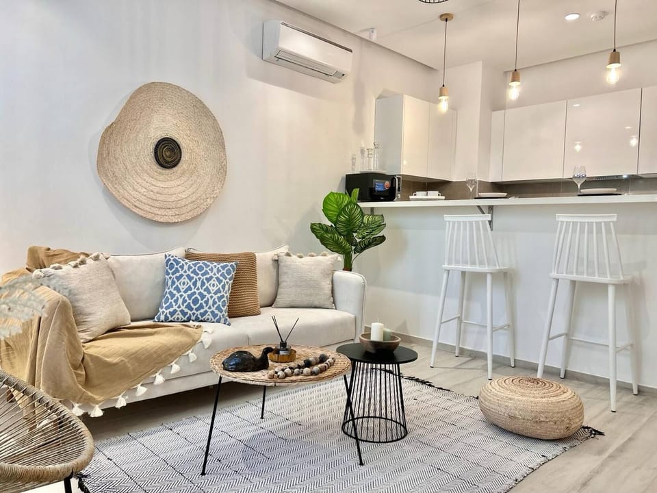 Apartment, 1 Bedroom | Living area
