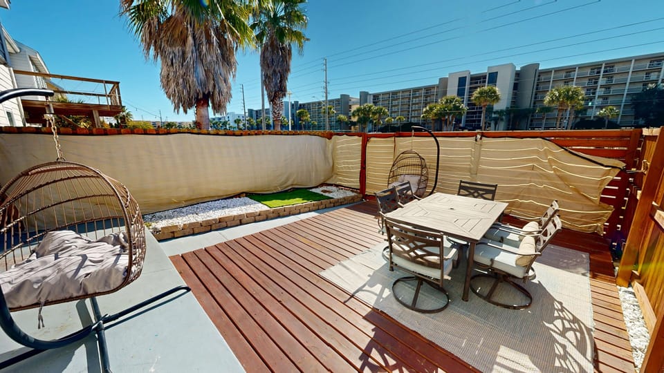 Townhome, 3 Bedrooms | Outdoor dining