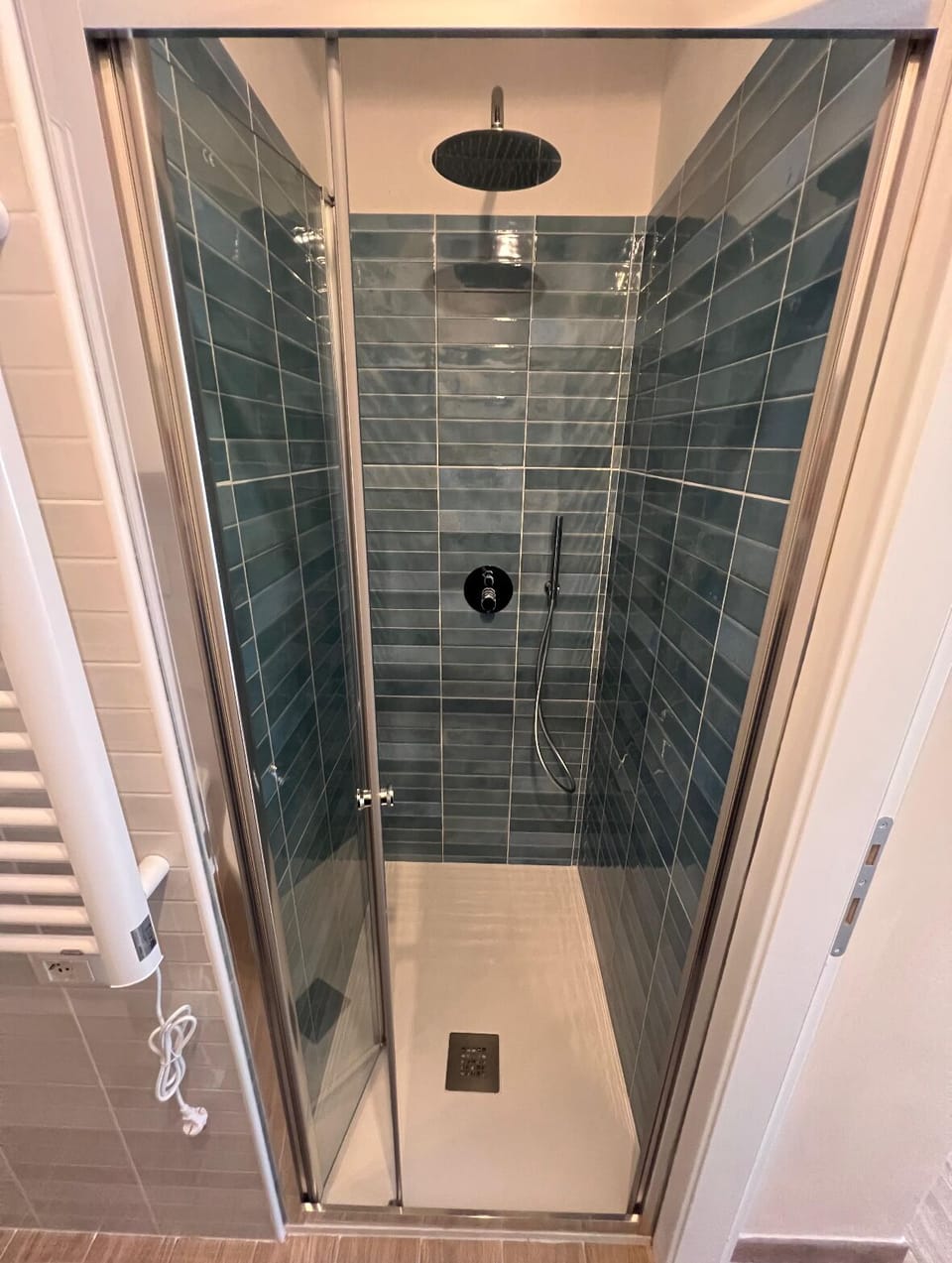 Room | Bathroom | Free toiletries, hair dryer, towels, soap