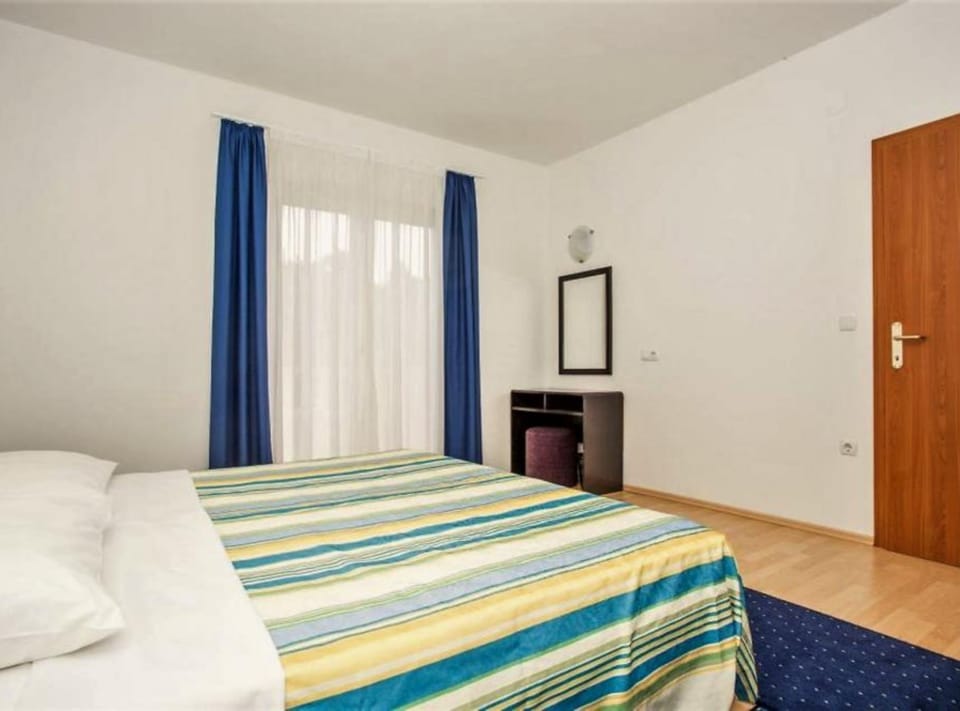 Apartment (One Bedroom Apartment With Balcony (A)