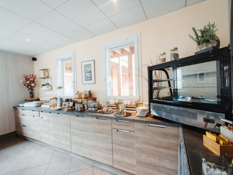Apartment | Dining