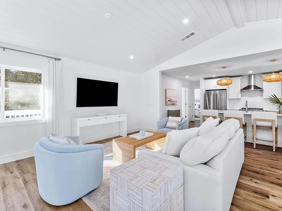 House, Multiple Beds (Coastal Calm) | Living area