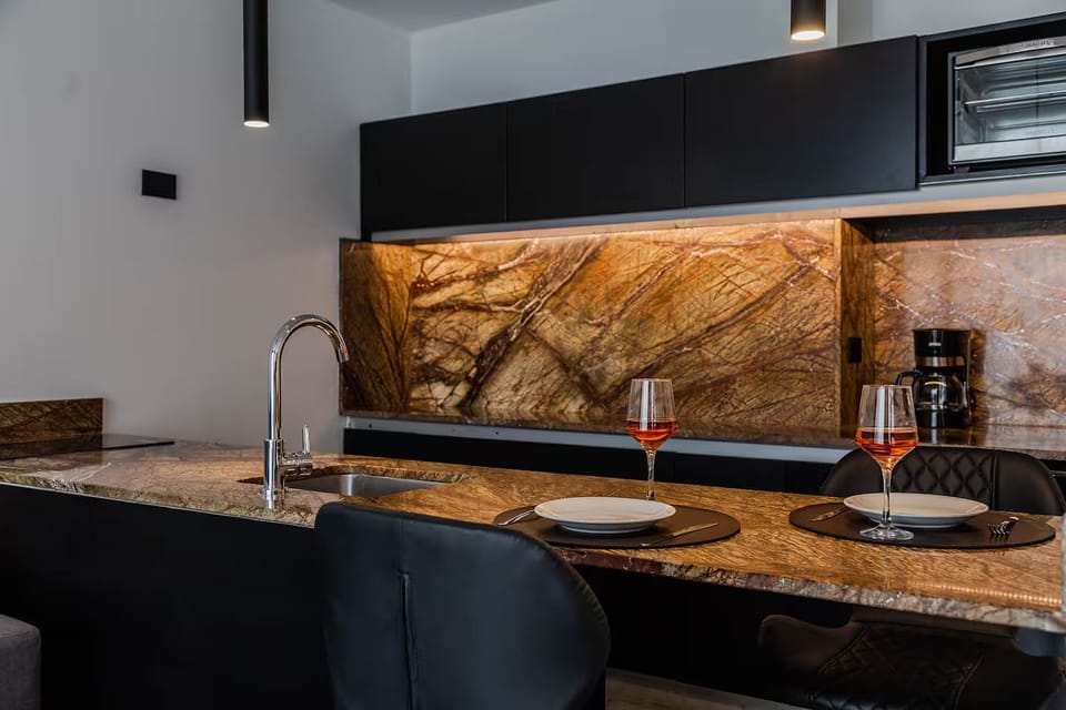 Studio | Dining