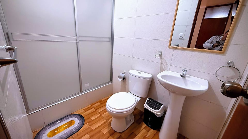 Deluxe Room, Private Bathroom, Resort View | Bathroom | Shower, towels, soap, shampoo