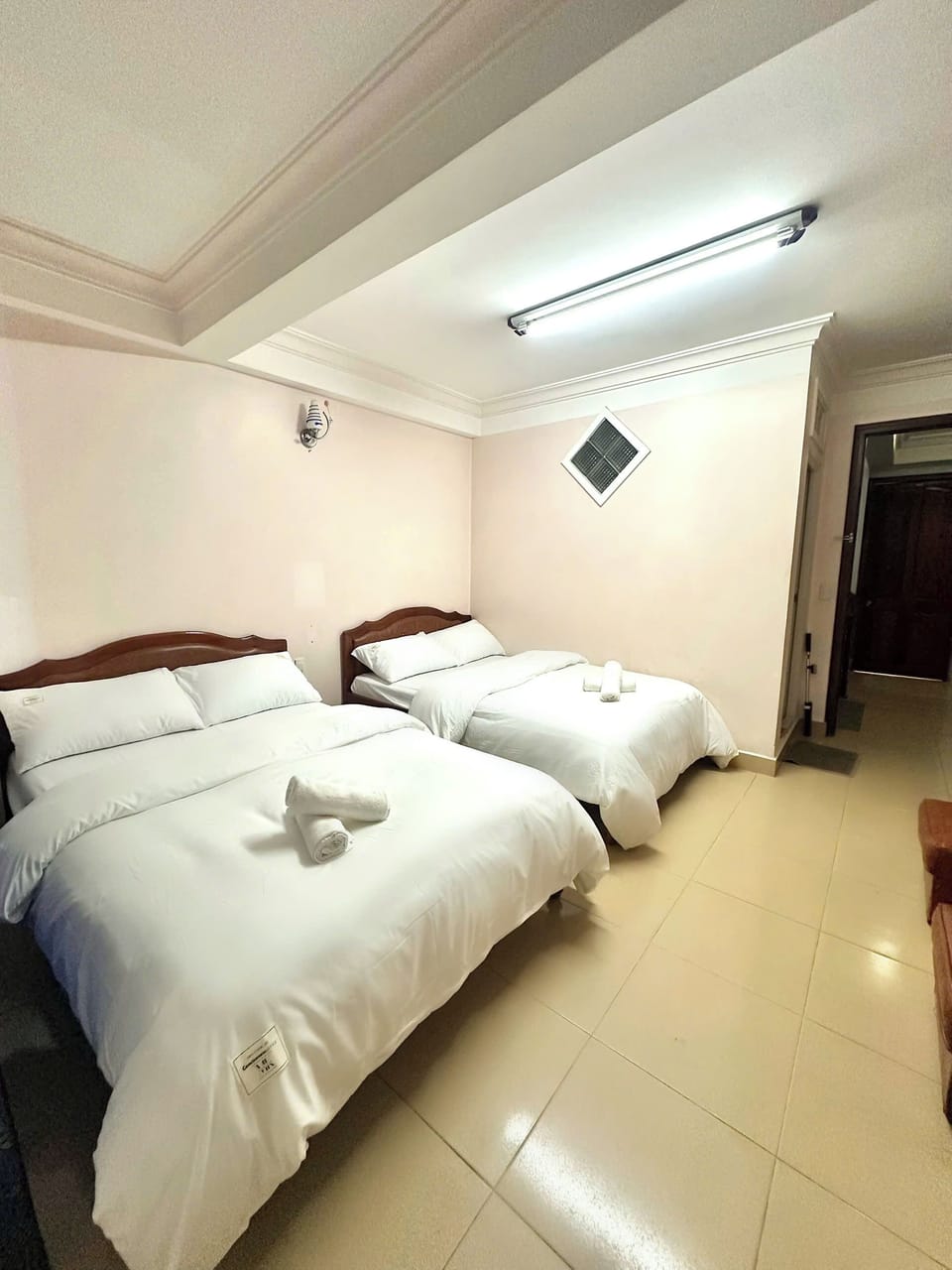 Basic Double Room, Balcony, City View | Free WiFi