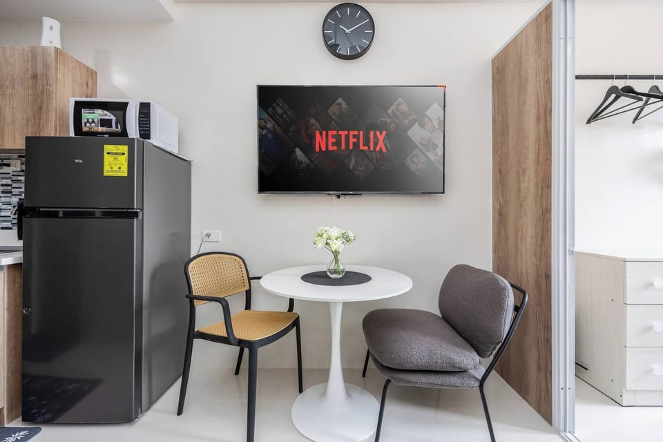 Apartment, 1 Bedroom, Accessible, Smoking | Interior