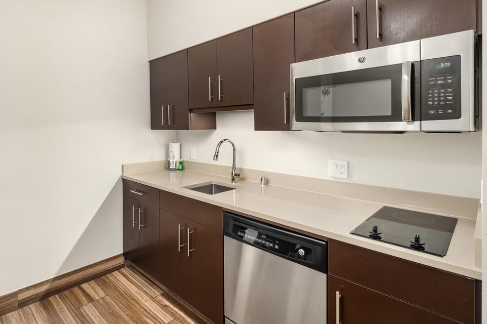 Fridge, microwave, coffee/tea maker