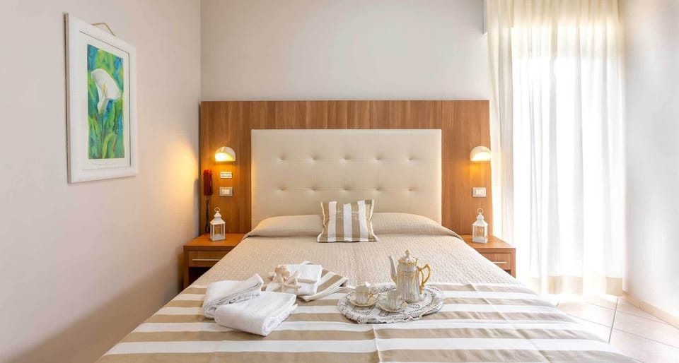 Basic Double Room Single Use, Balcony | In-room safe, desk, free WiFi