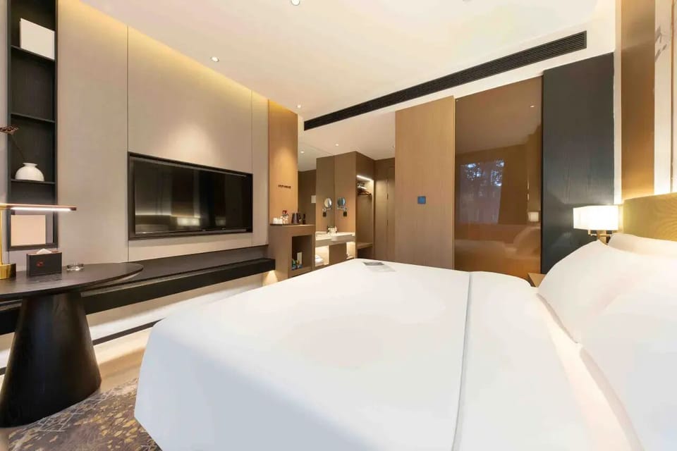 Basic Double Room, City View | Desk, WiFi (free)