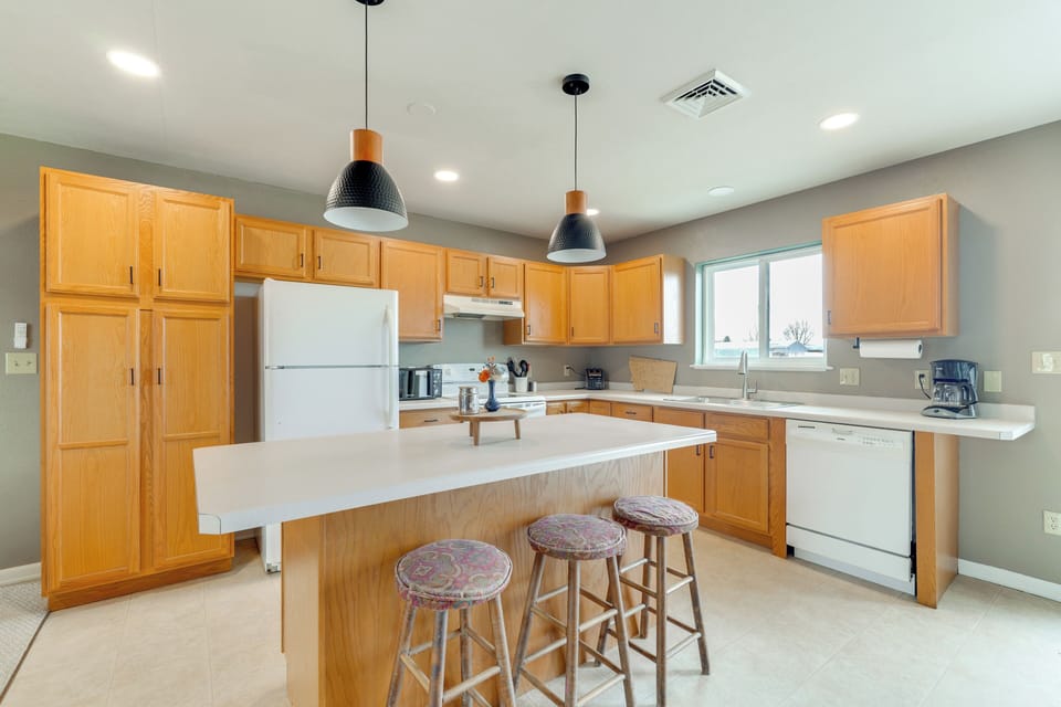 House (2 Bedrooms) | Interior