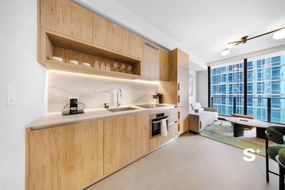 Condo, Balcony, City View | Interior